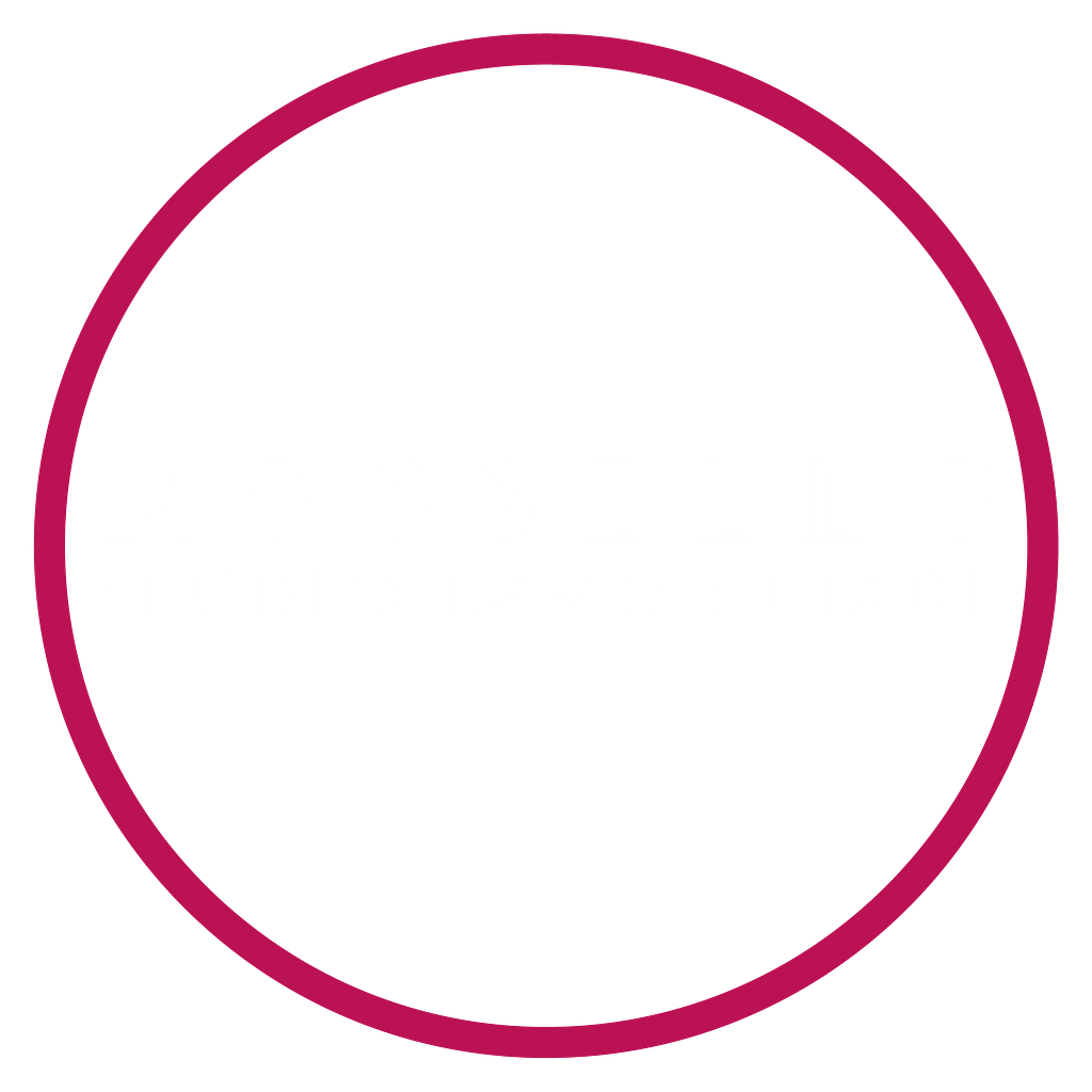 Logo bianco Rossello Studio Immobiliare. Header del sito, design elegante e moderno.